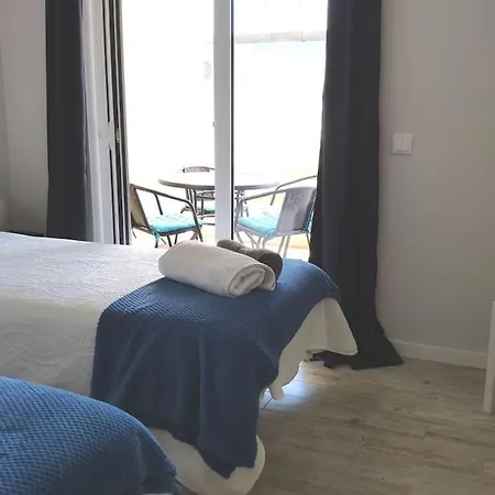 First Line Ocean View Apartment *